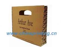 Die Cut Handle Kraft Paper Bag Printing  in China SWP8-13